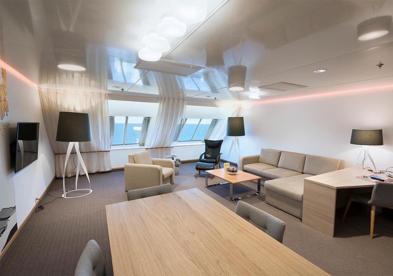 Отель Viking Line Ferry Viking Cinderella - One-Way Journey From Stockholm To Helsinki Номер фото